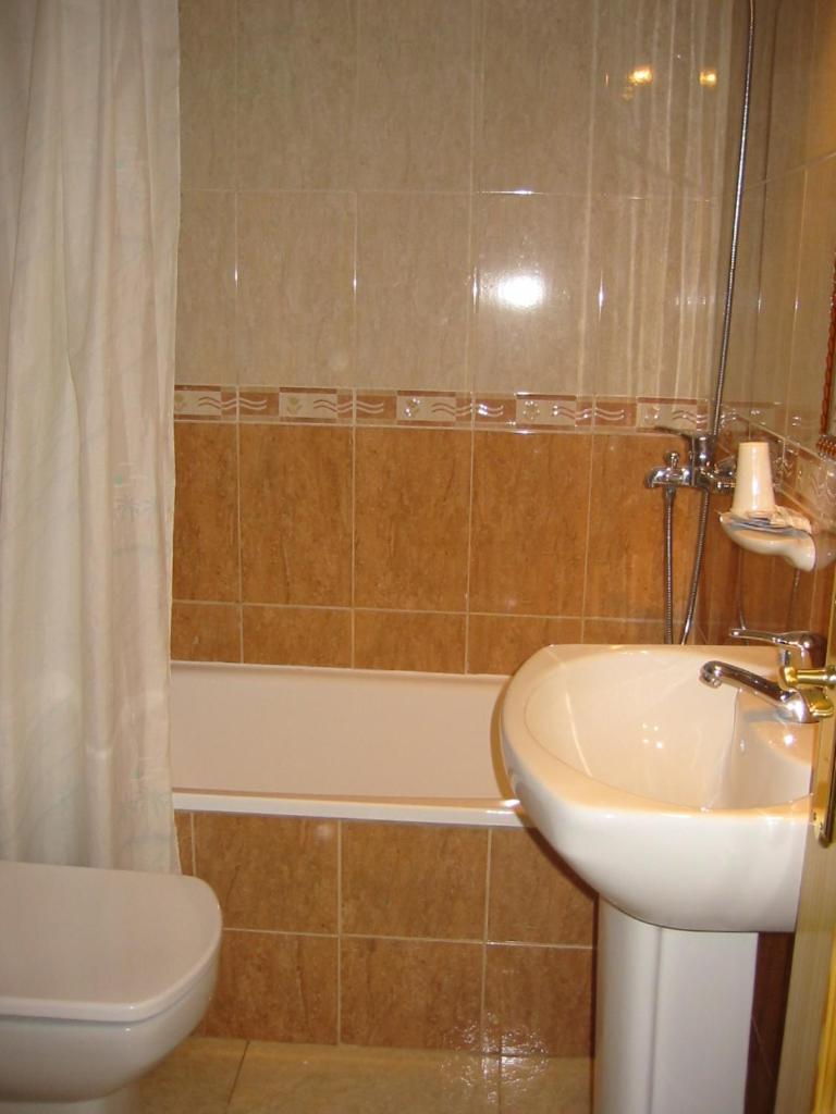 Hostal Maribel Almeria Exterior foto